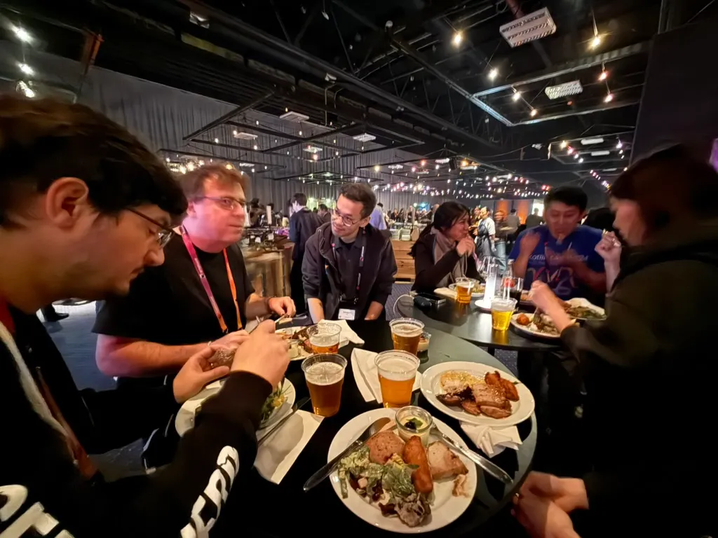 服务端的德国人，但是我听不懂他们在说什么